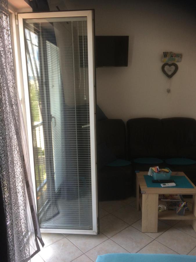 Botic Apartments Šilo 外观 照片