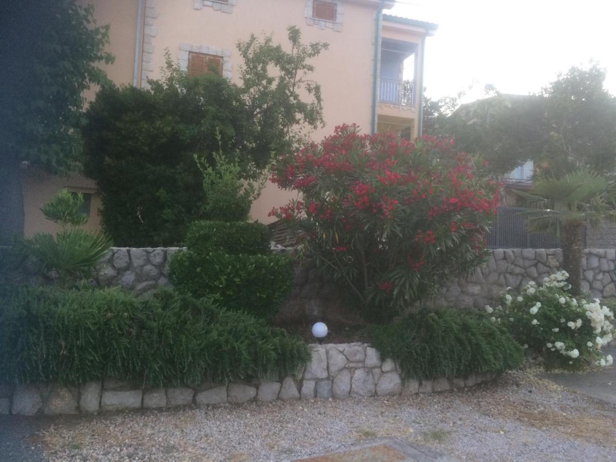 Botic Apartments Šilo 外观 照片