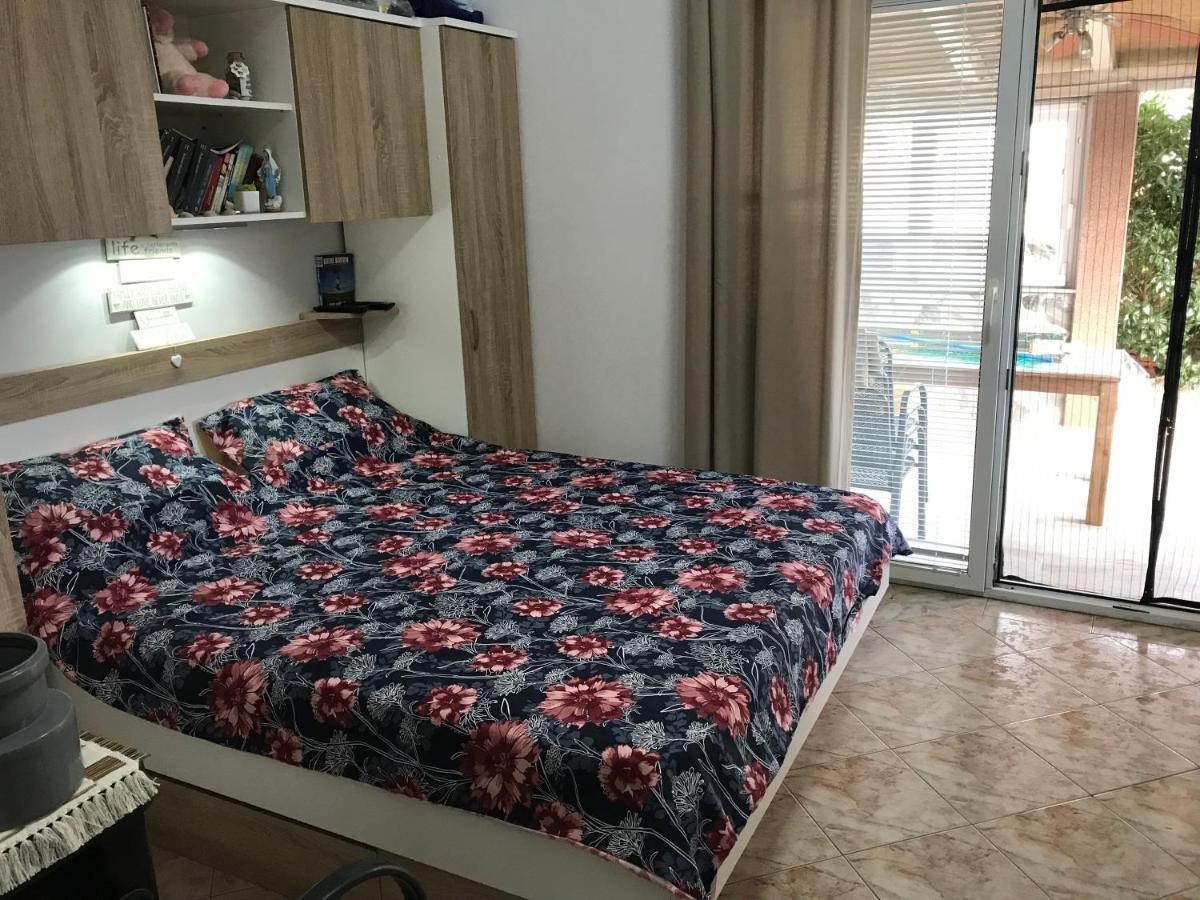 Botic Apartments Šilo 外观 照片