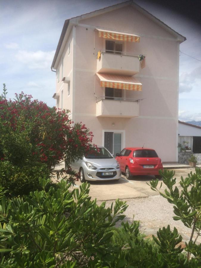 Botic Apartments Šilo 外观 照片