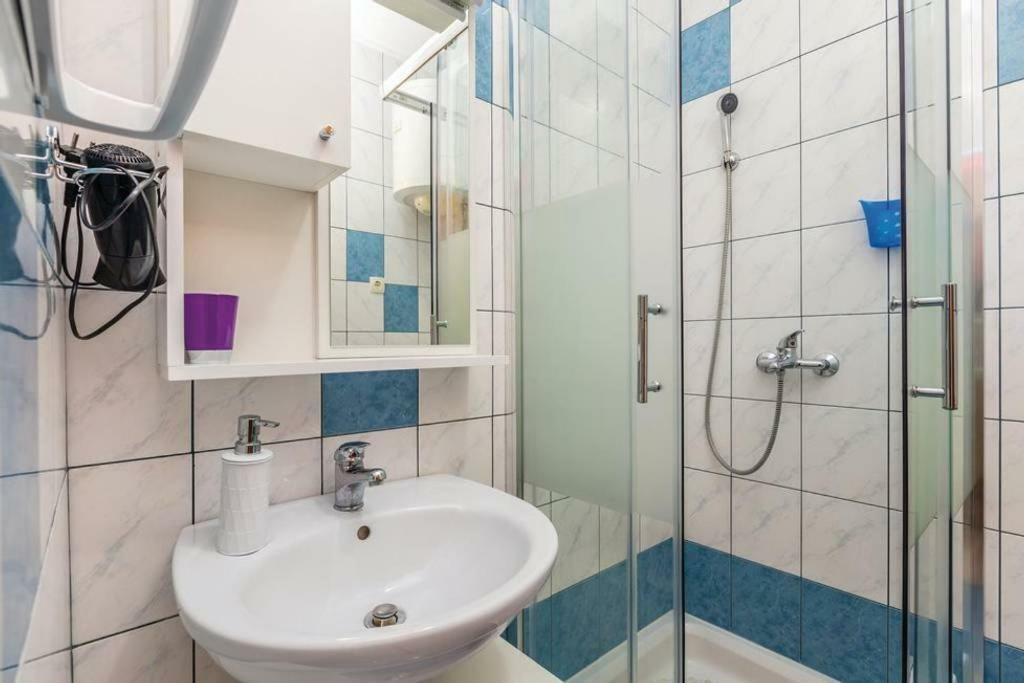 Botic Apartments Šilo 外观 照片